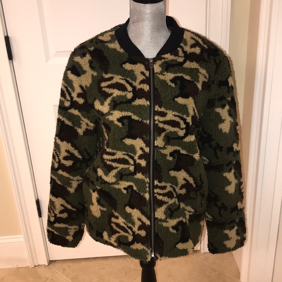 NWT Sanctuary Camp Herpa Bomber - Picture 3 of 8